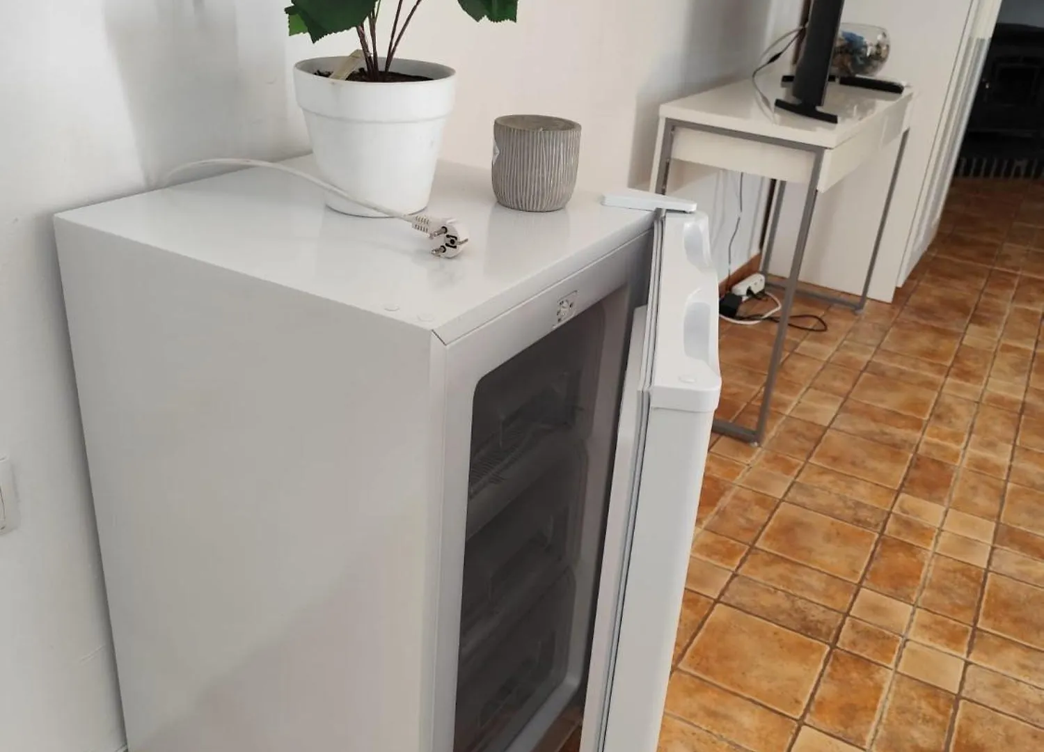 Studio Tropical Cullar Vega 0*,